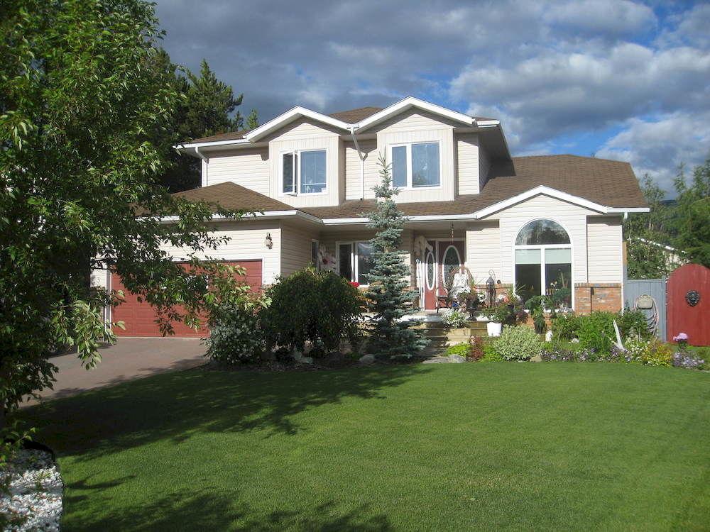 Vangorda Place B&B Whitehorse Bagian luar foto