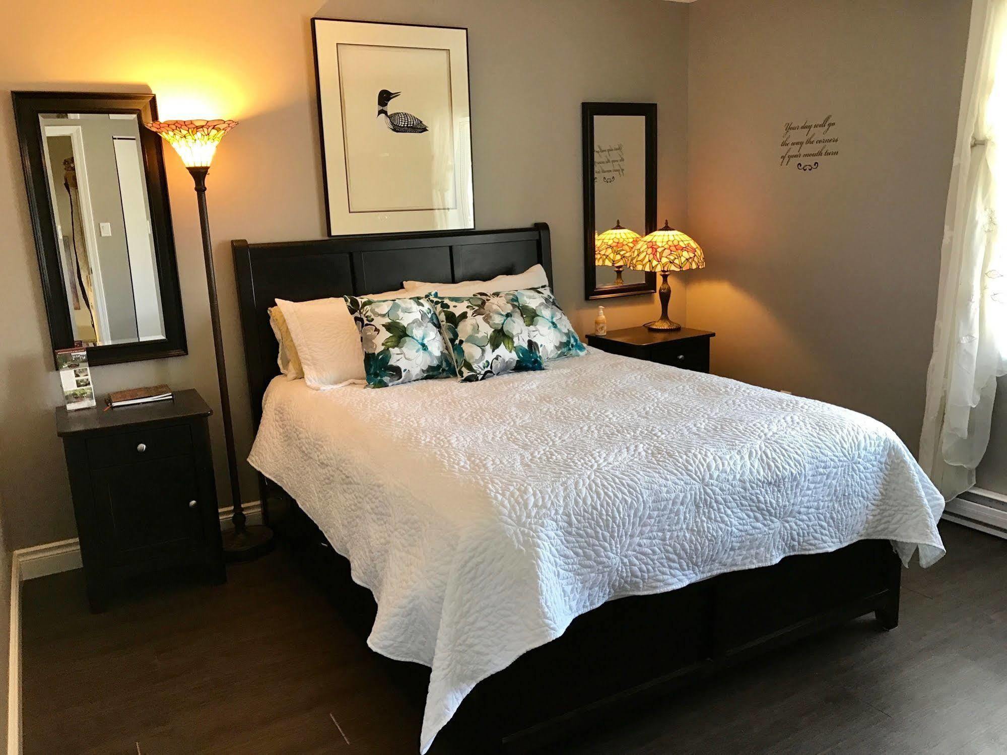 Vangorda Place B&B Whitehorse Bagian luar foto