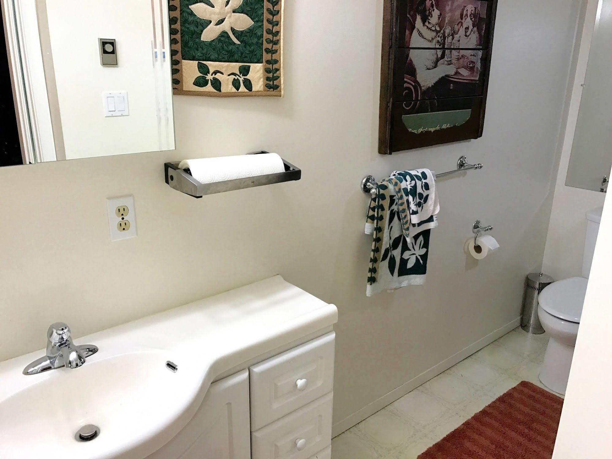 Vangorda Place B&B Whitehorse Bagian luar foto